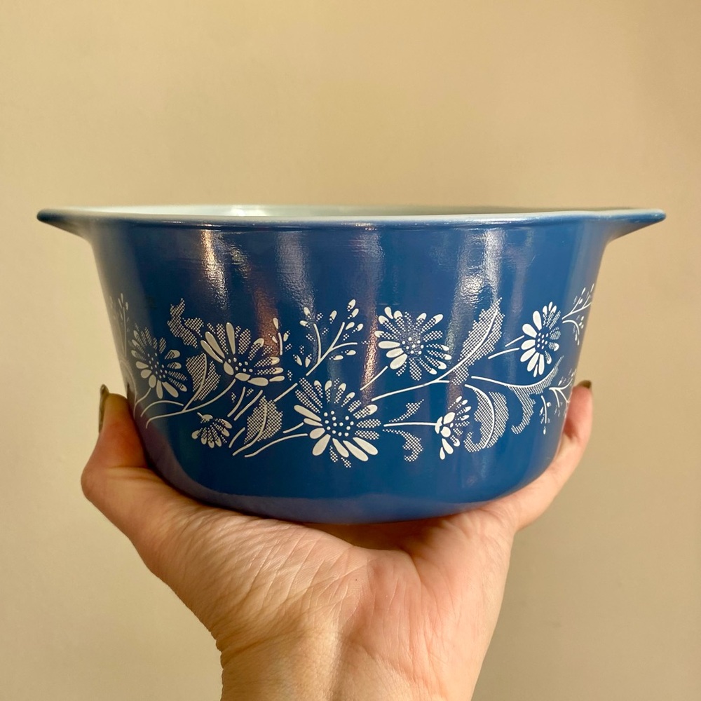 VTG Pyrex Colonial Mist Dish